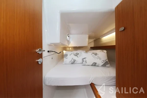 First 36 - Yacht Charter Sailica