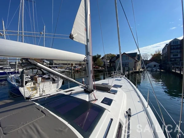 Dufour 530 - Yacht Charter Sailica