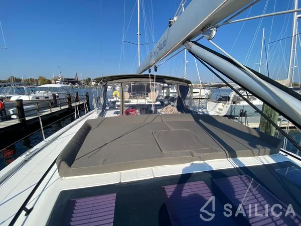 Dufour 530 - Yacht Charter Sailica