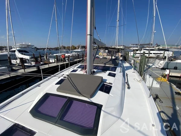 Dufour 530 - Yacht Charter Sailica
