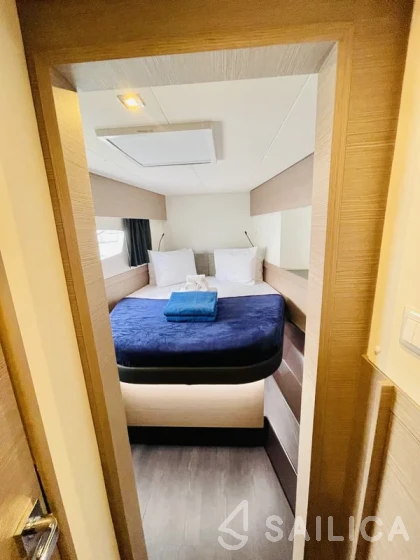 Elba 45 - Yacht Charter Sailica