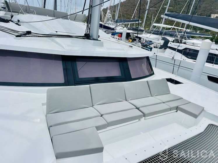 Elba 45 - Yacht Charter Sailica