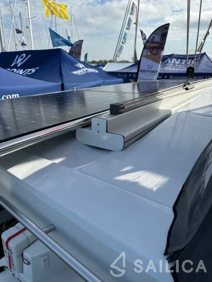 Isla 40 - Yacht Charter Sailica