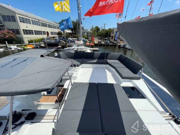 Tanna 47 - Yacht Charter Sailica