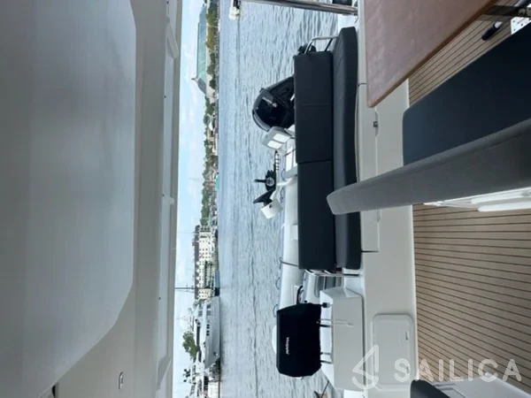 Tanna 47 - Yacht Charter Sailica