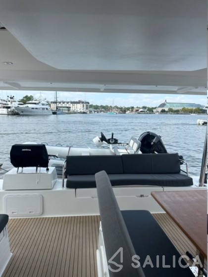 Tanna 47 - Yacht Charter Sailica