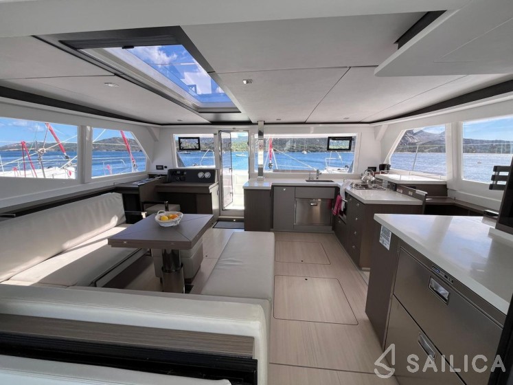 Leopard 45 - Yacht Charter Sailica