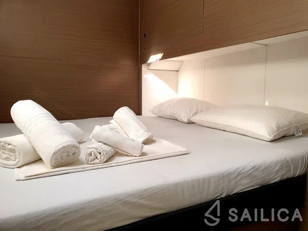 Leopard 50 - Yacht Charter Sailica
