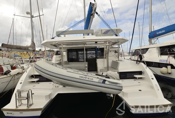 Leopard 42 - Yacht Charter Sailica