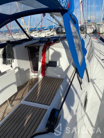 Sun Odyssey 380 - Yacht Charter Sailica