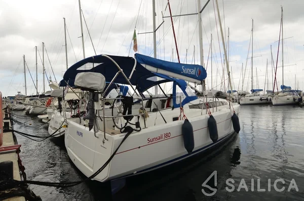 Sun Odyssey 380 - Yacht Charter Sailica
