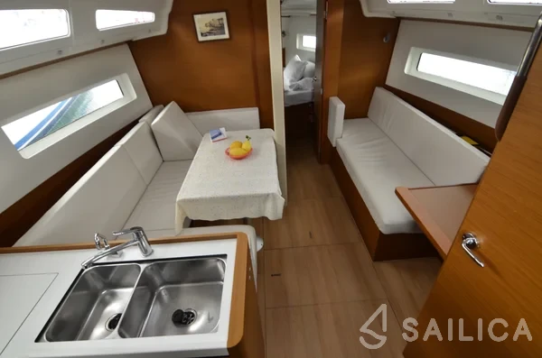 Sun Odyssey 380 - Yacht Charter Sailica