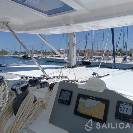 Leopard 50 - Yacht Charter Sailica