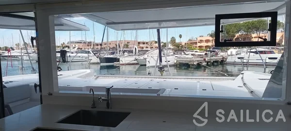 Leopard 50 - Yacht Charter Sailica
