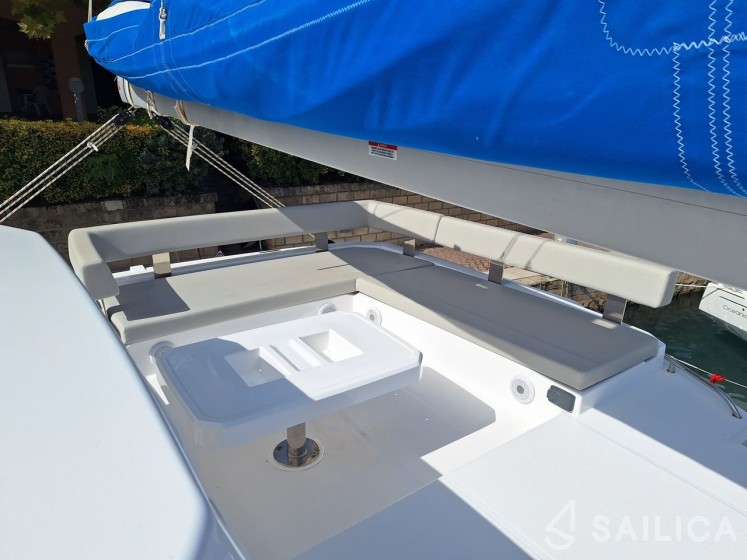 Leopard 42 - Yacht Charter Sailica