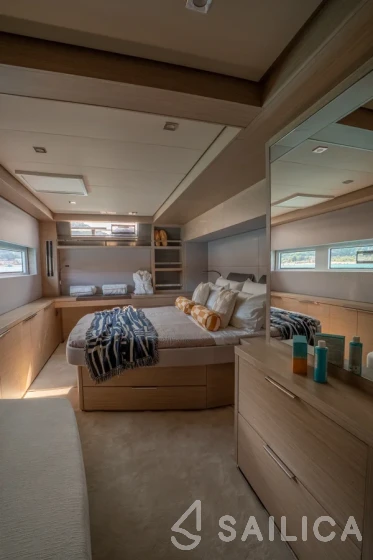 Lagoon 55 - Yacht Charter Sailica