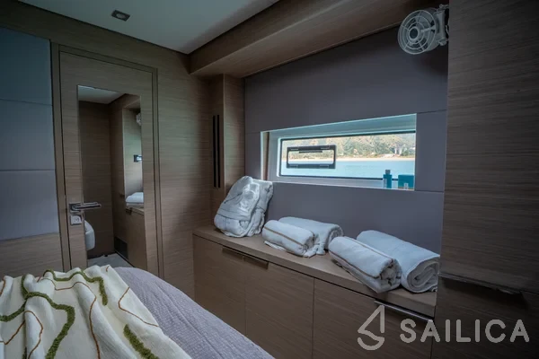 Lagoon 55 - Yacht Charter Sailica