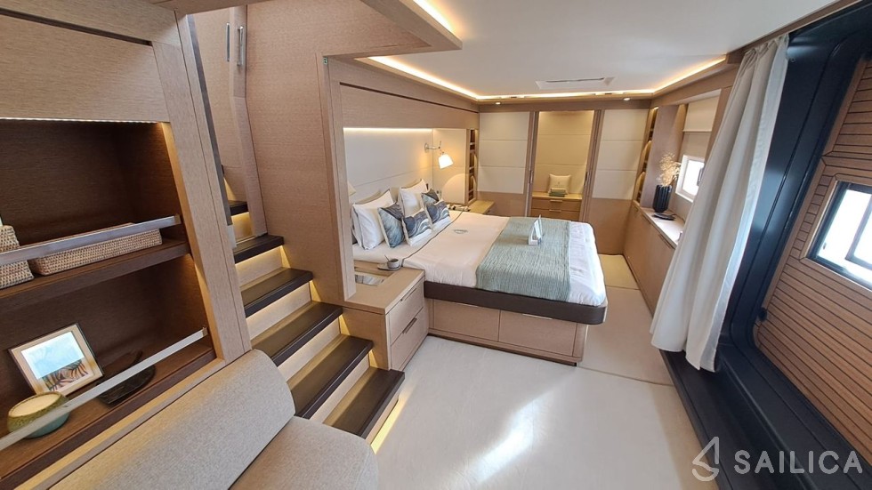 Lagoon Seventy 7 - Yacht Charter Sailica