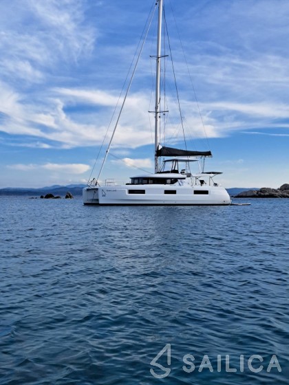 Lagoon 46  - Yacht Charter Sailica