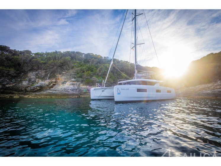 Lagoon 46  - Yacht Charter Sailica