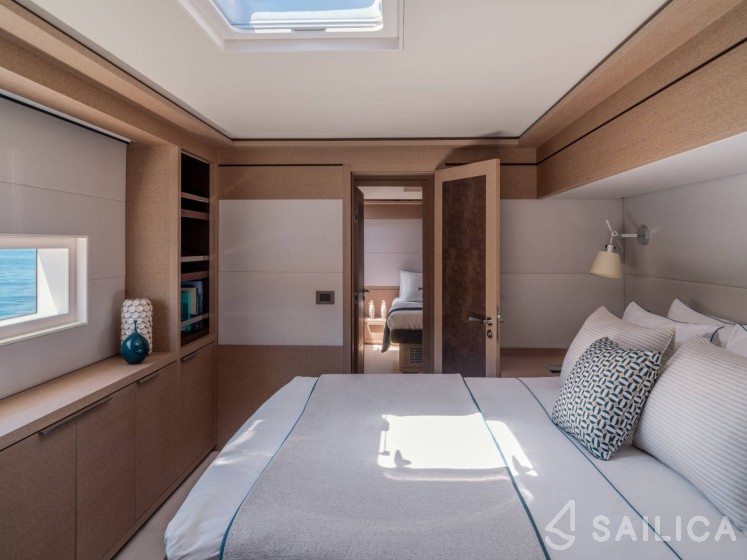 Lagoon Seventy 7 - Yacht Charter Sailica