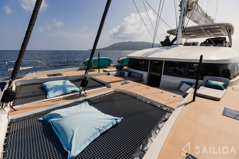 Lagoon Seventy 7 - Yacht Charter Sailica