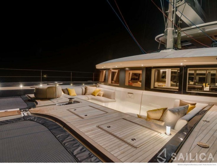 Lagoon Seventy 7 - Yacht Charter Sailica
