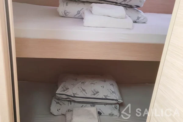 Tanna 47 - Yacht Charter Sailica