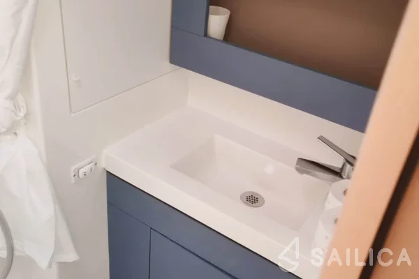 Tanna 47 - Yacht Charter Sailica