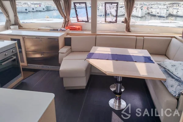 Tanna 47 - Yacht Charter Sailica