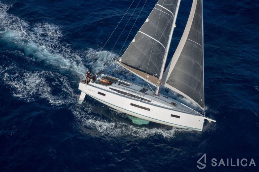 Sun Odyssey 410 - Yacht Charter Sailica
