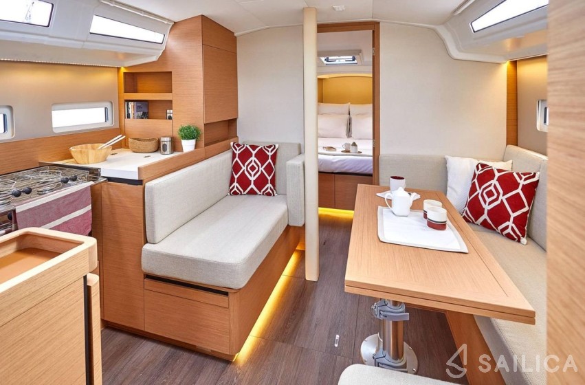 Sun Odyssey 410 - Yacht Charter Sailica