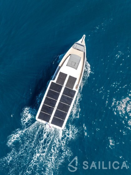 Custom Built - Yacht Charter Sailica