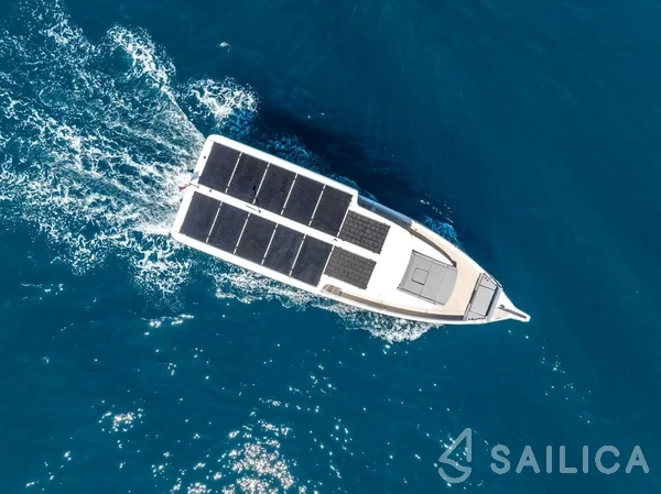 Custom Built - Yacht Charter Sailica