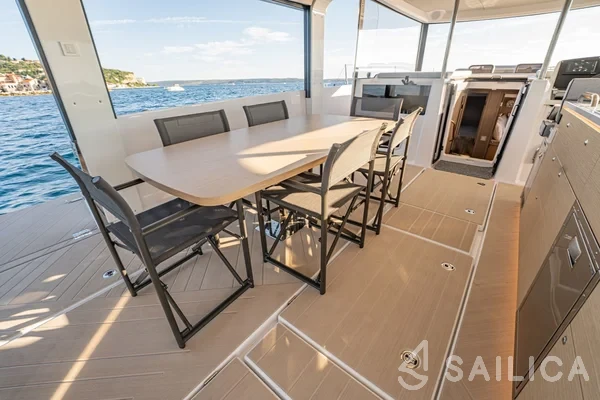 Custom Built - Yacht Charter Sailica