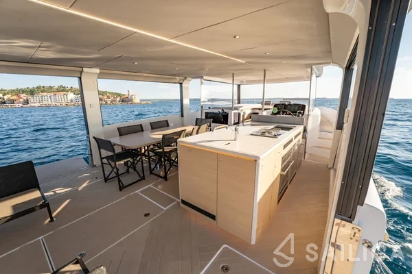 Custom Built - Yacht Charter Sailica