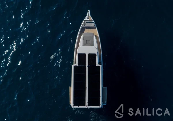 Custom Built - Yacht Charter Sailica