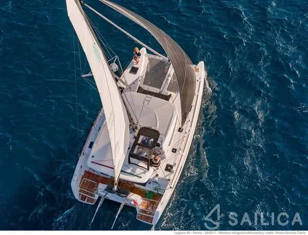 Lagoon 40 - Yacht Charter Sailica