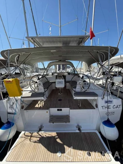 Bavaria C38 - Yacht Charter Sailica