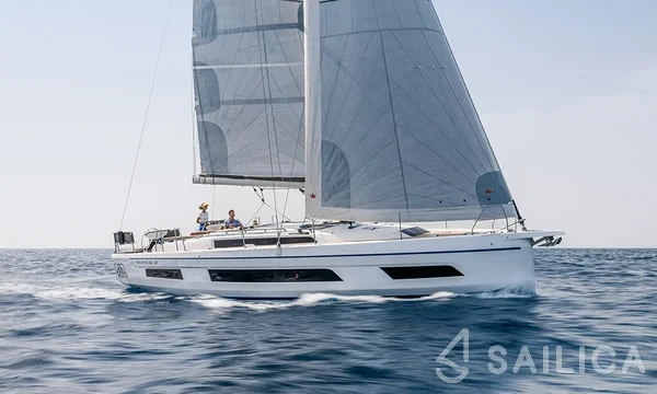 Dufour 41 - Yacht Charter Sailica