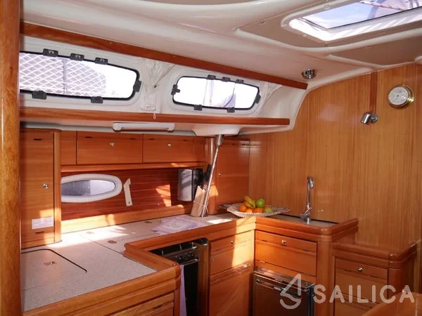 Bavaria 46 Cruiser - Yacht Charter Sailica