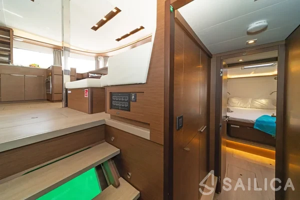 Lagoon 46  - Yacht Charter Sailica