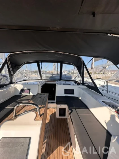 Bavaria C45 - Yacht Charter Sailica