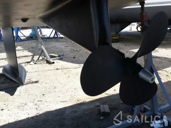 Oceanis 41.1 - Yacht Charter Sailica