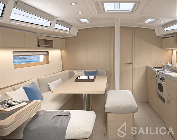 Oceanis 37.1 - Yacht Charter Sailica