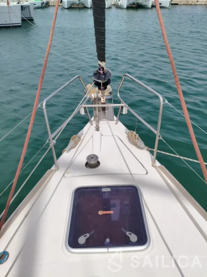 Oceanis 48 - Yacht Charter Sailica