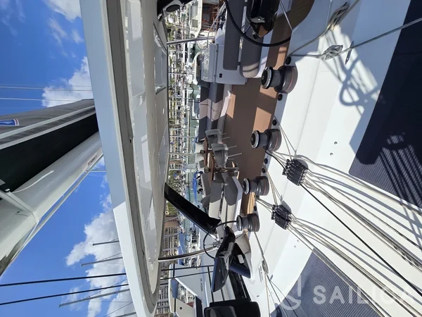 Lagoon Sixty 5 - Yacht Charter Sailica