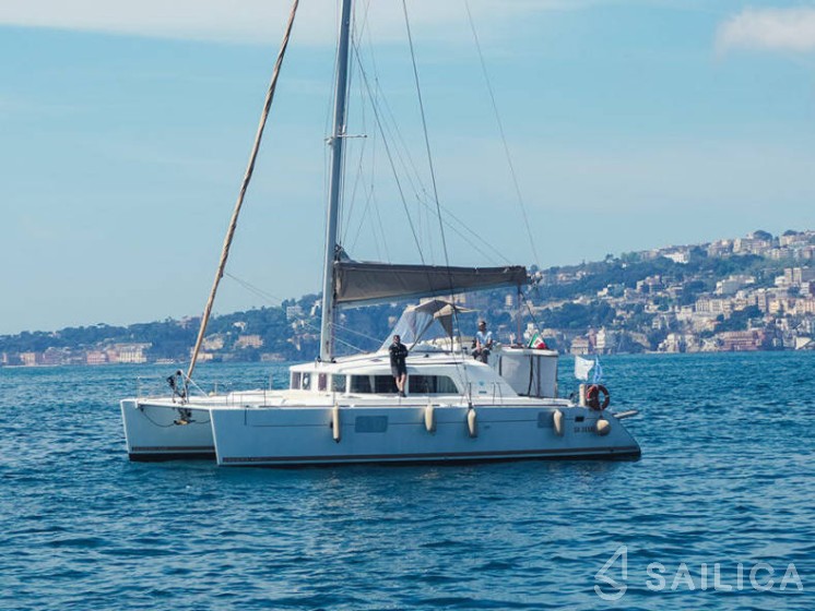 Lagoon 440 - Yacht Charter Sailica