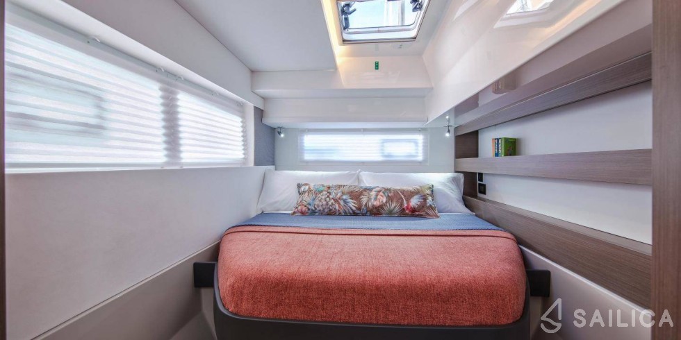 Leopard 42 - Yacht Charter Sailica