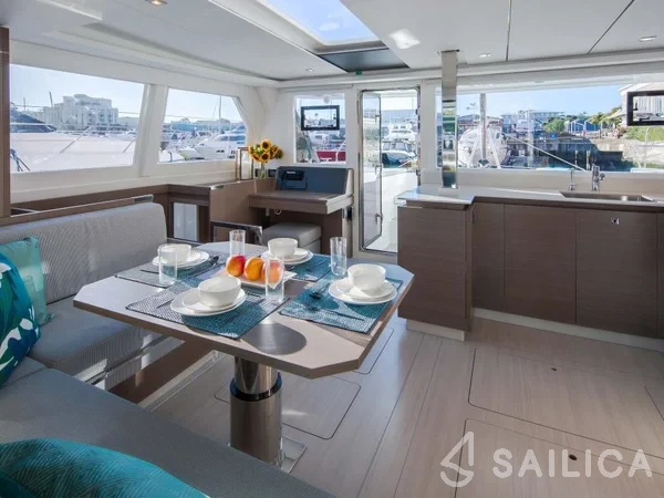 Leopard 42 - Yacht Charter Sailica